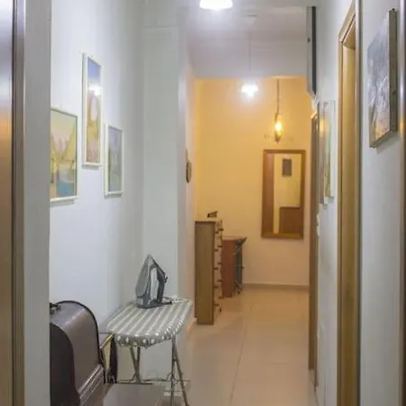 Апартаменты Nelly's House *