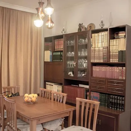 Nelly's House Апартаменты *